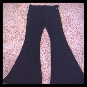 Fashion Nova side laced leggings